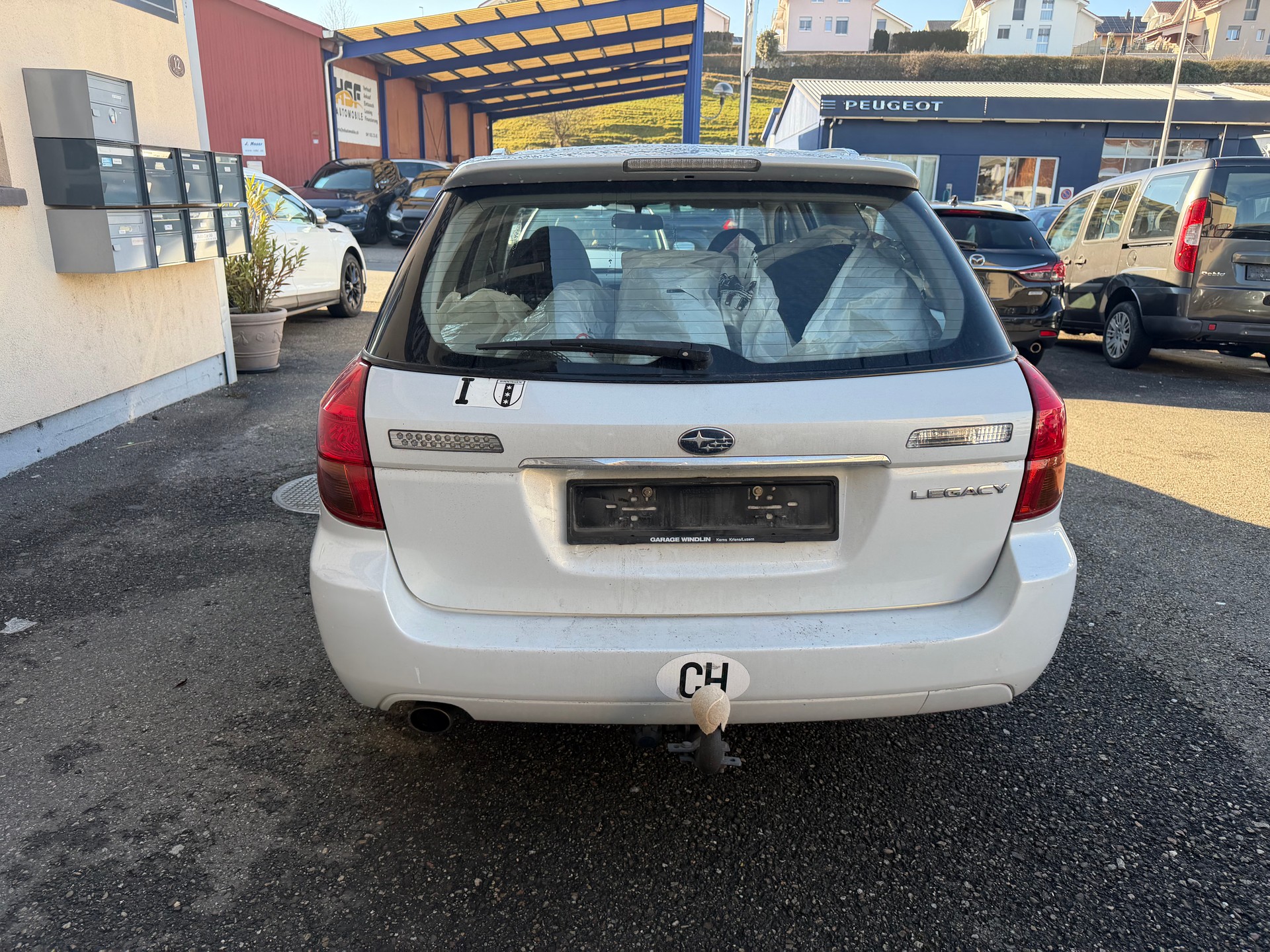 SUBARU Legacy 2.0i AWD Swiss-image-5