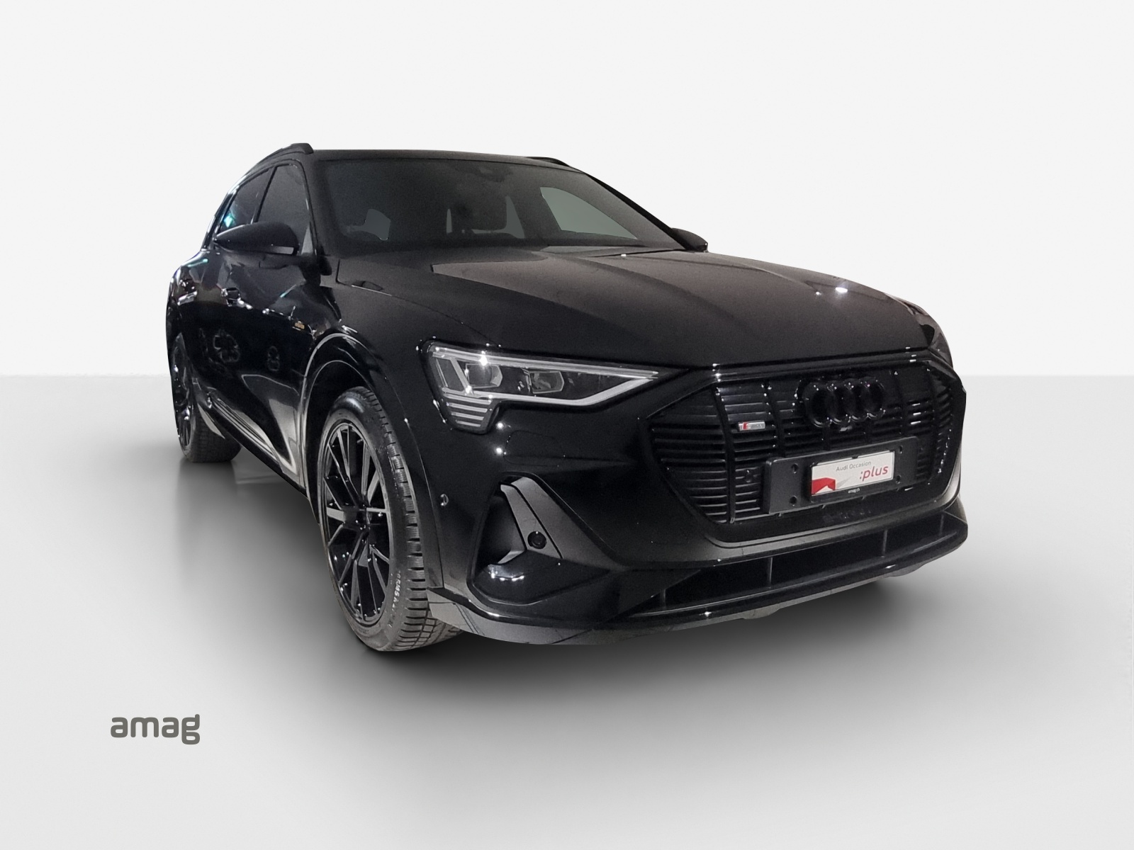 AUDI e-tron 55 S Line Black Edition quattro-image-6