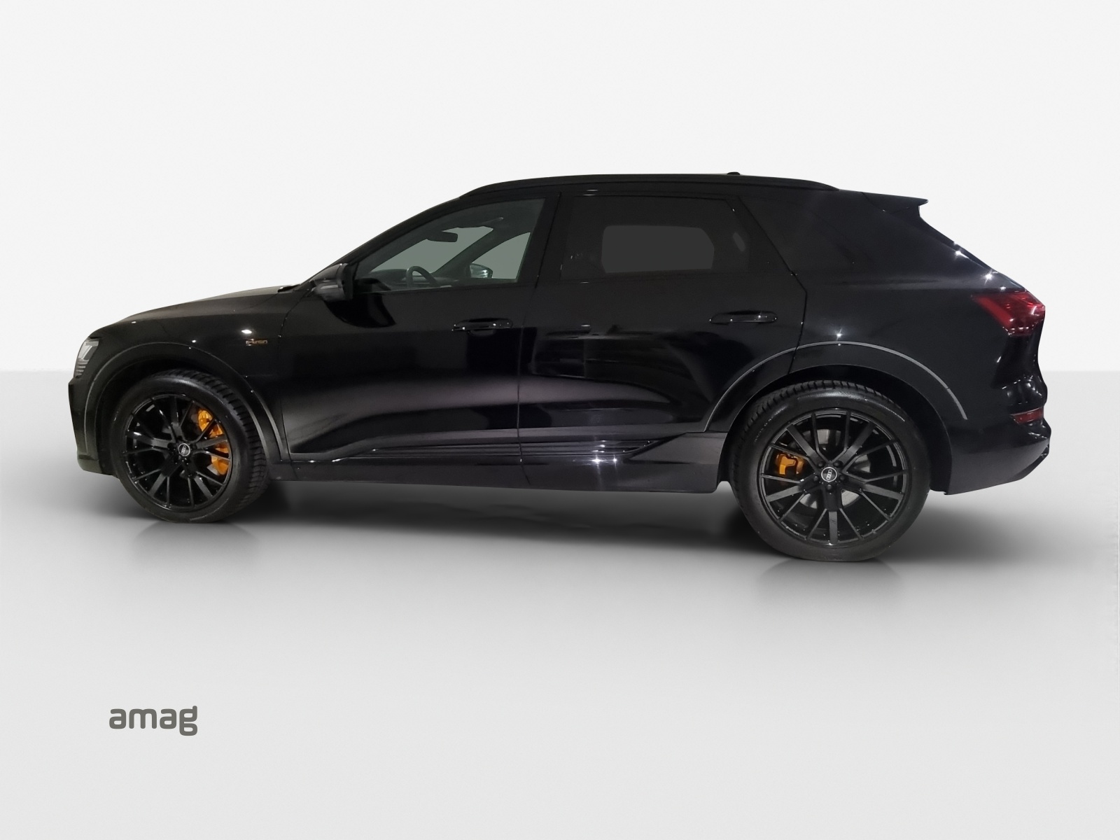 AUDI e-tron 55 S Line Black Edition quattro-image-1