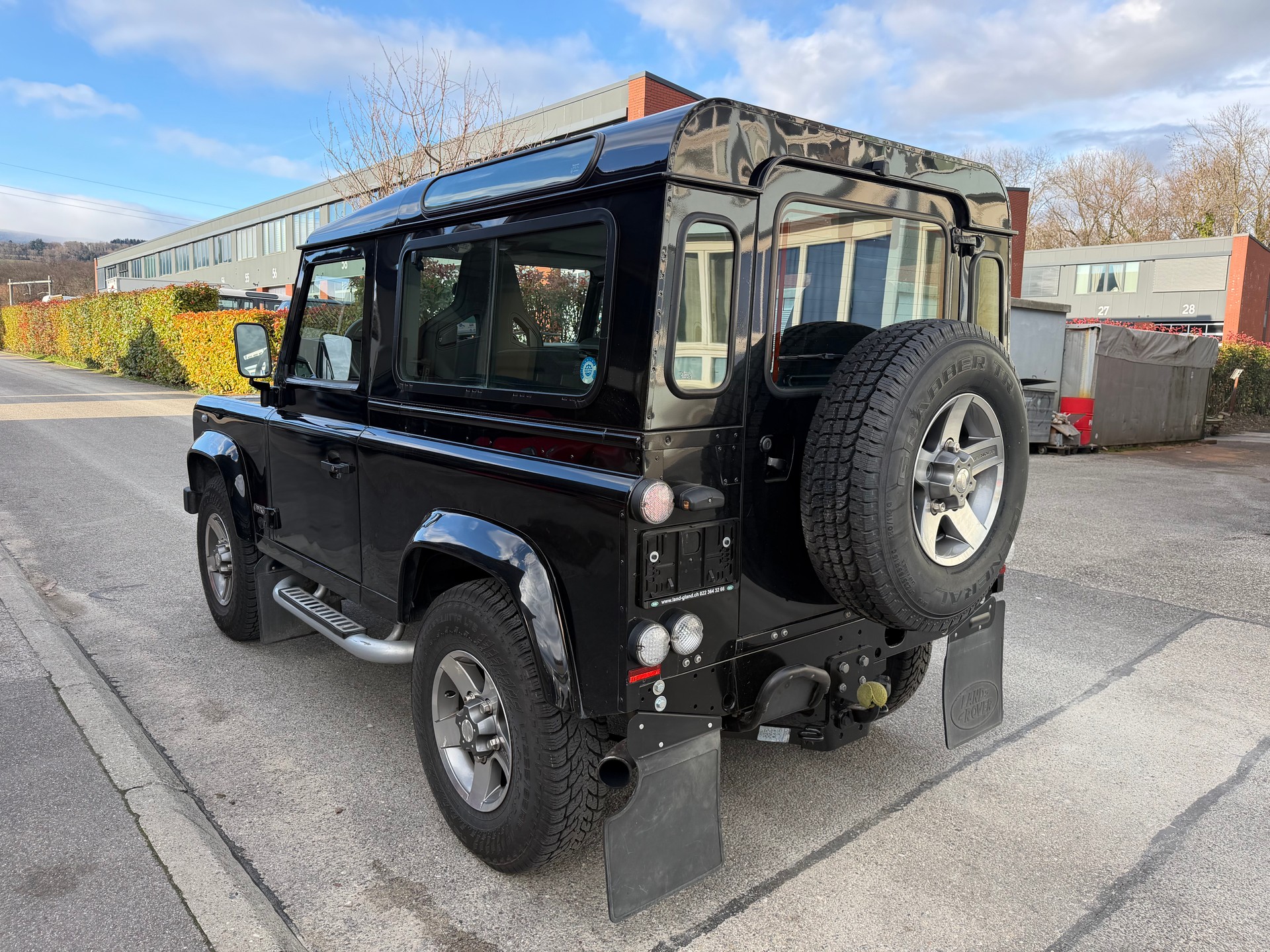 LAND ROVER Defender 90 SW 2.4Tdc SVX-image-4
