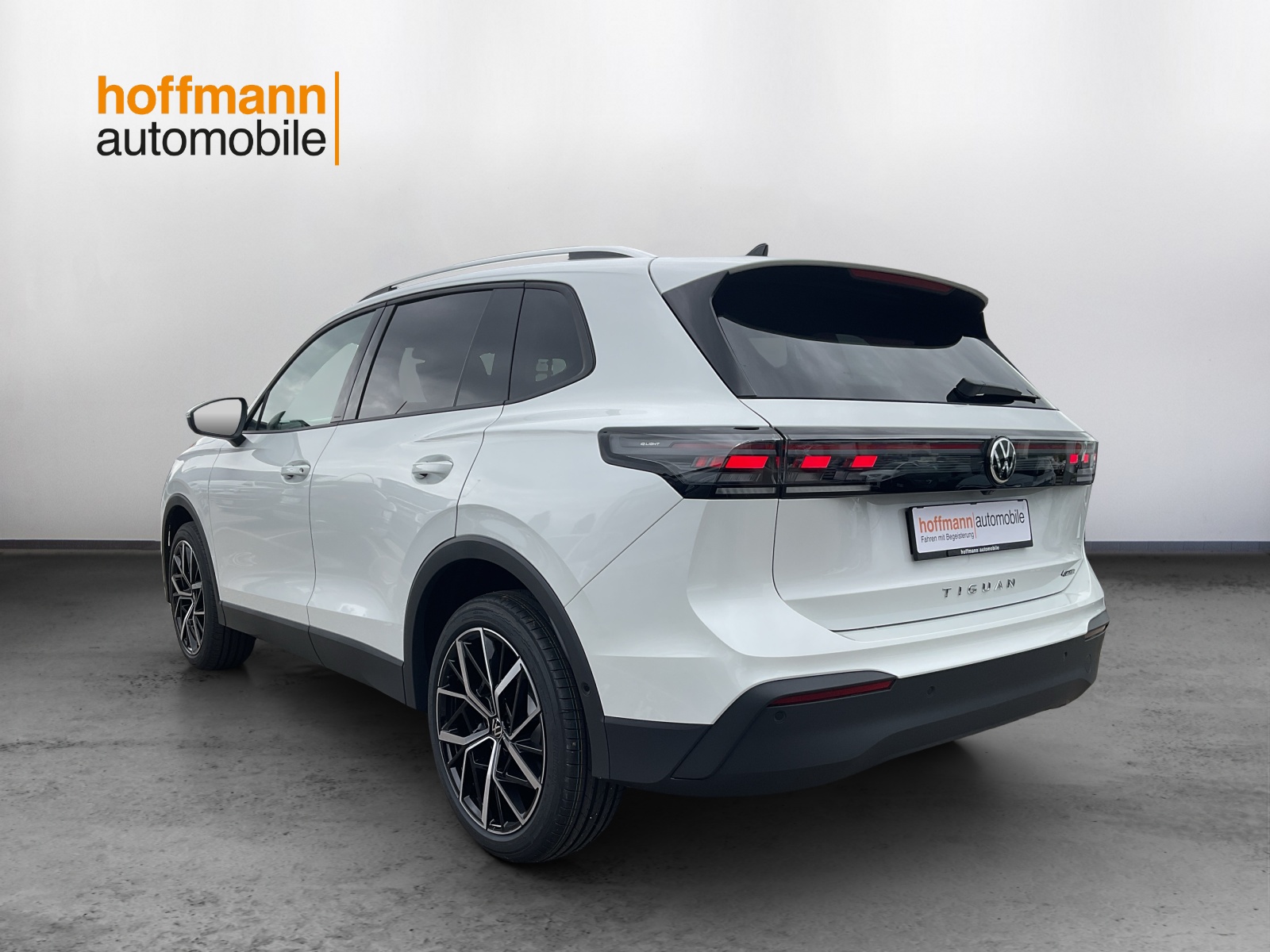 VW Tiguan 2.0 TSI DSG United 4Motion-image-5