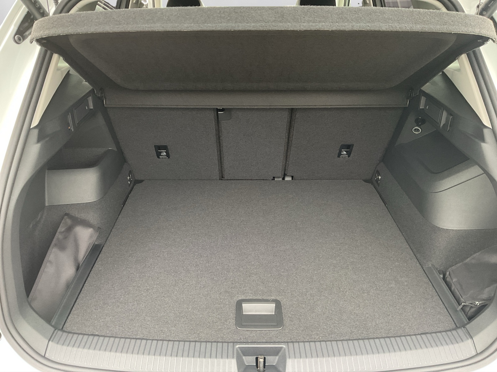 VW Tiguan 2.0 TSI DSG United 4Motion-image-11