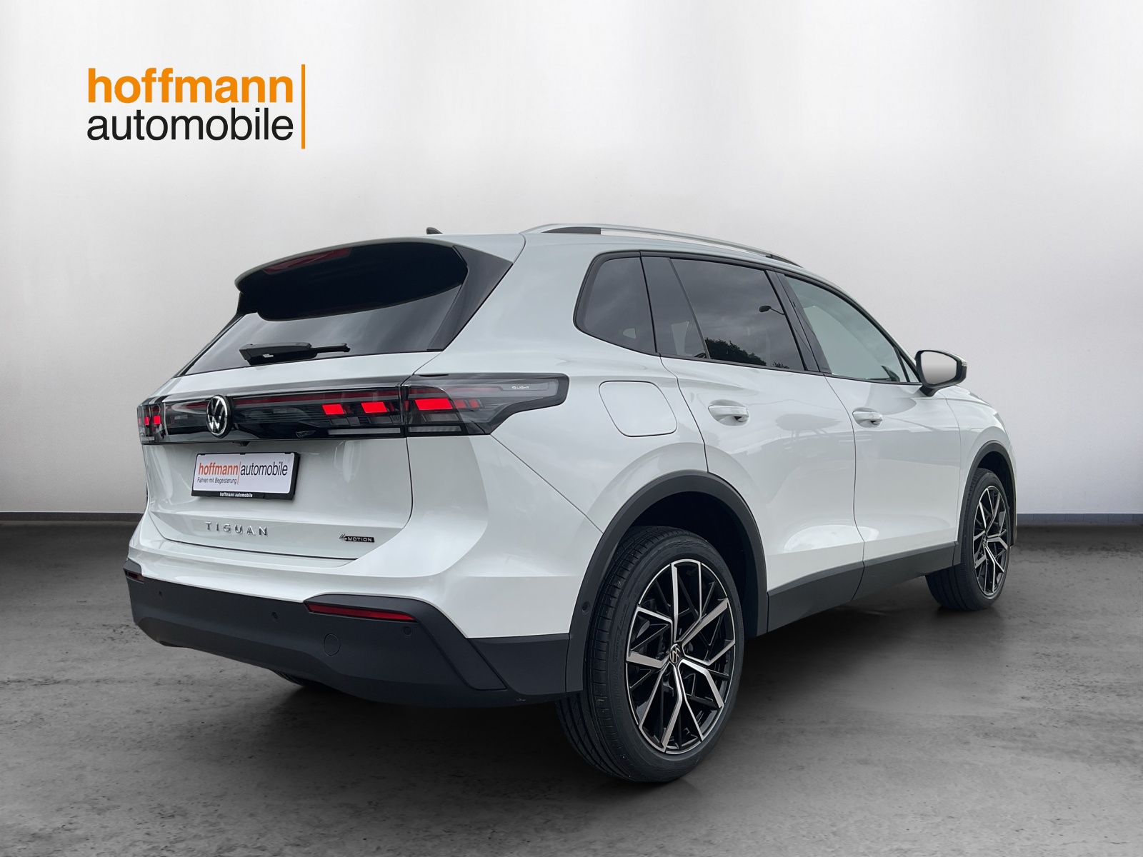 VW Tiguan 2.0 TSI DSG United 4Motion-image-3