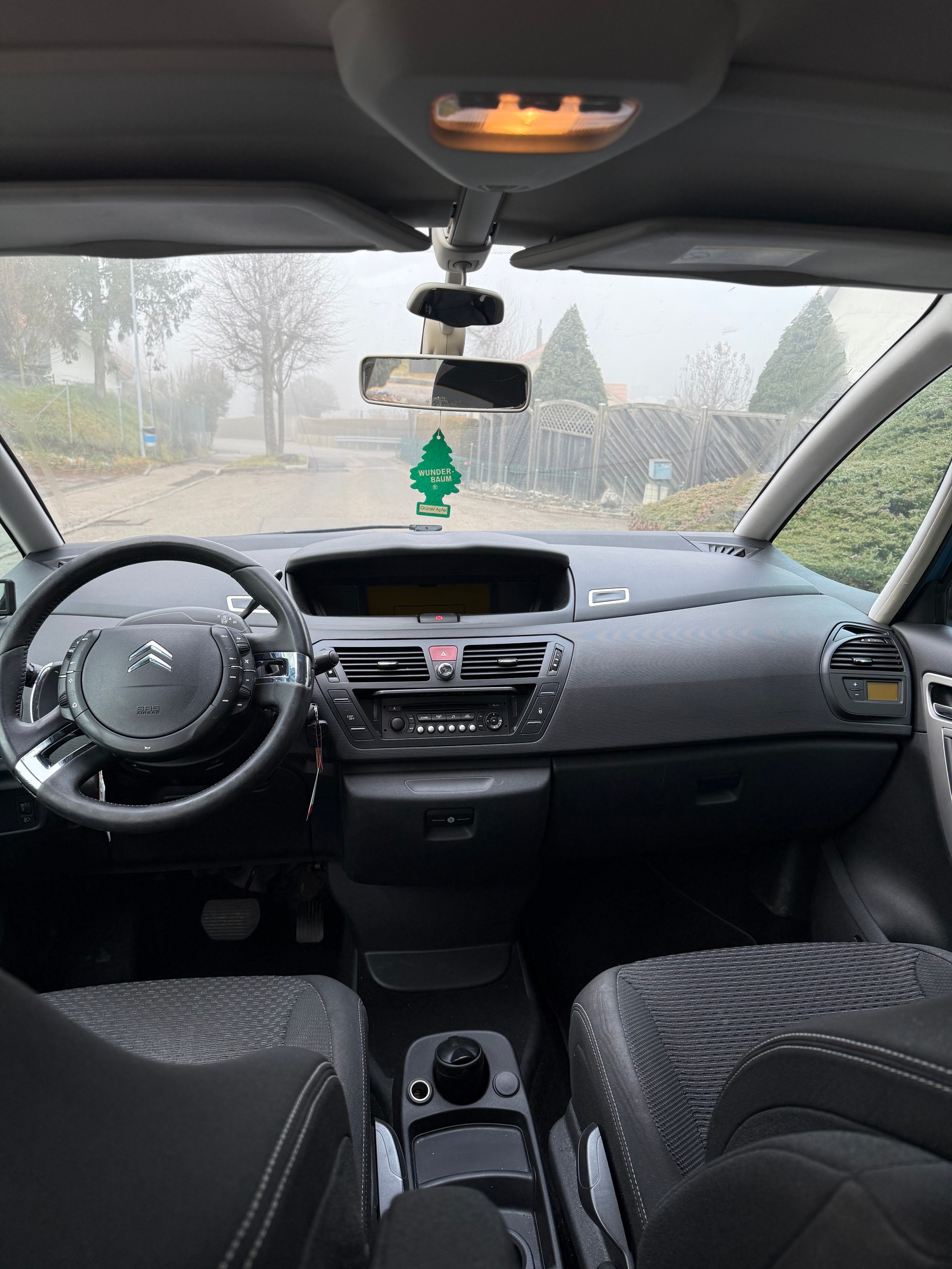 CITROEN C4 Picasso 1.6 HDI 16V Dynamique BMP6-image-6