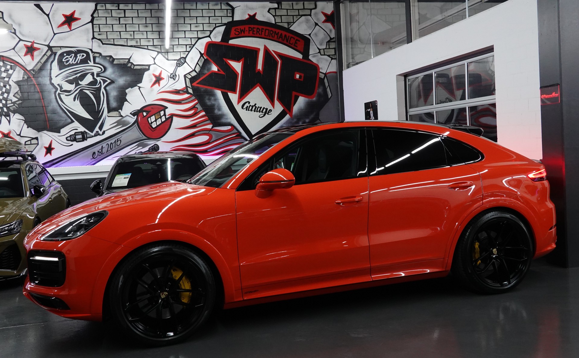 PORSCHE CAYENNE GTS COUPE 5-PLÄTZER PTS LAVA ORANGE CH-FZ 22"ALUS. ON TOP-image-1