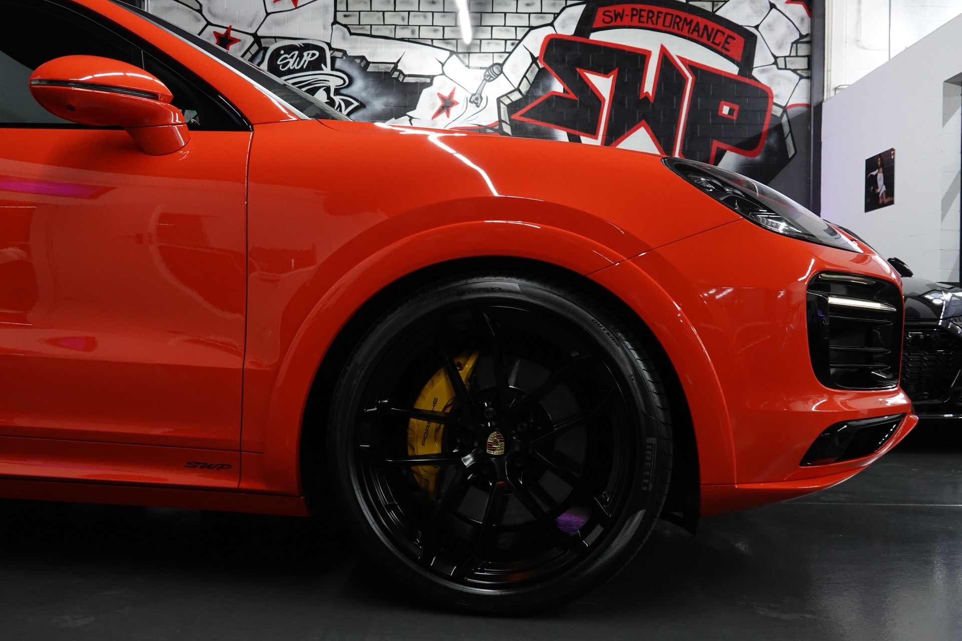 PORSCHE CAYENNE GTS COUPE 5-PLÄTZER PTS LAVA ORANGE CH-FZ 22"ALUS. ON TOP-image-18
