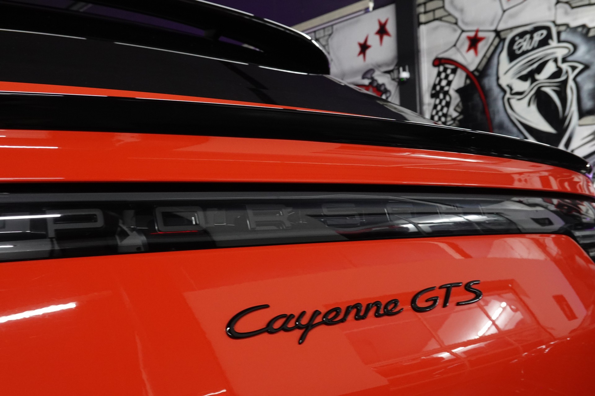 PORSCHE CAYENNE GTS COUPE 5-PLÄTZER PTS LAVA ORANGE CH-FZ 22"ALUS. ON TOP-image-16