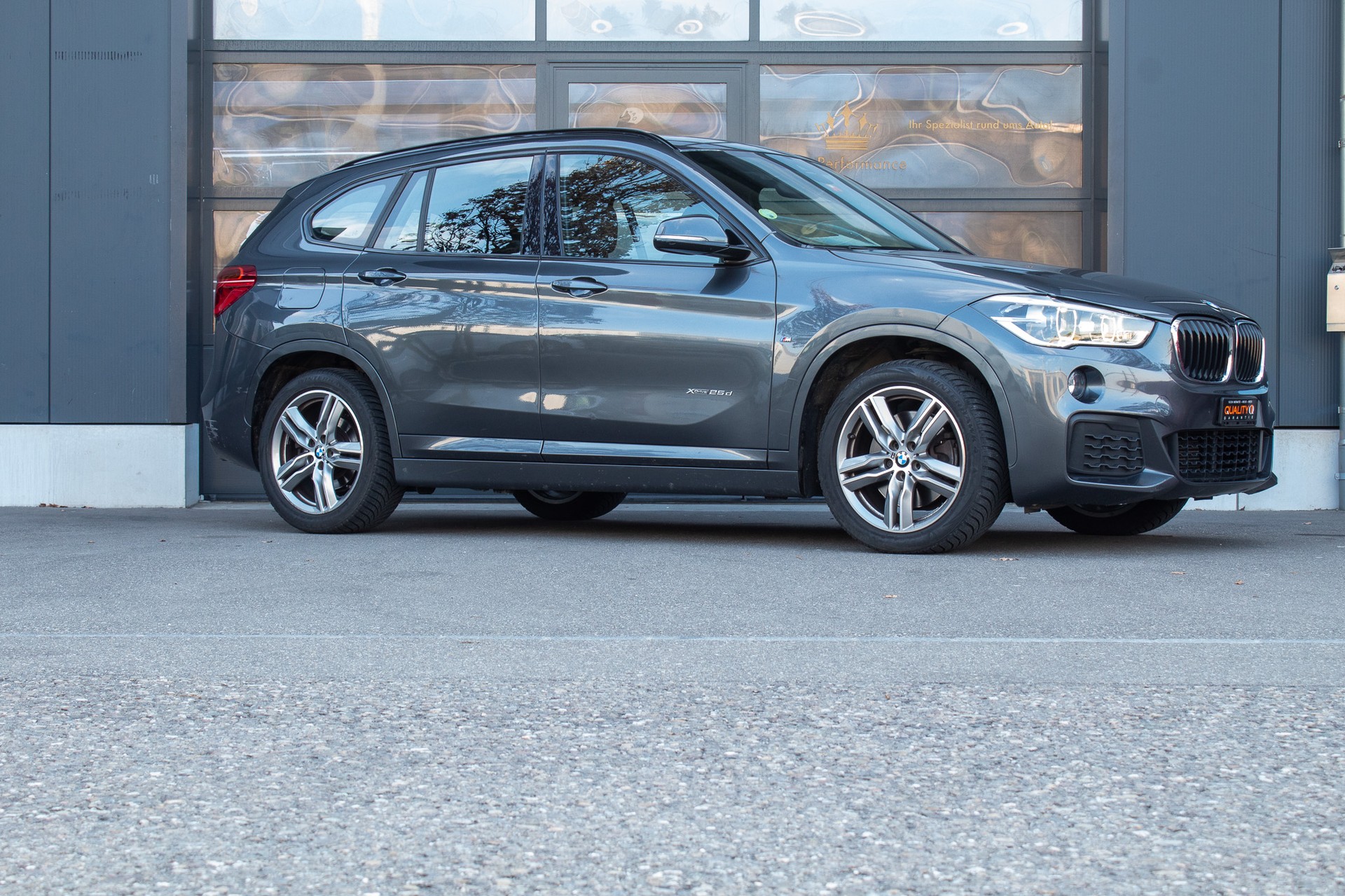 BMW X1 xDrive 25d M Sport Steptronic-image-0