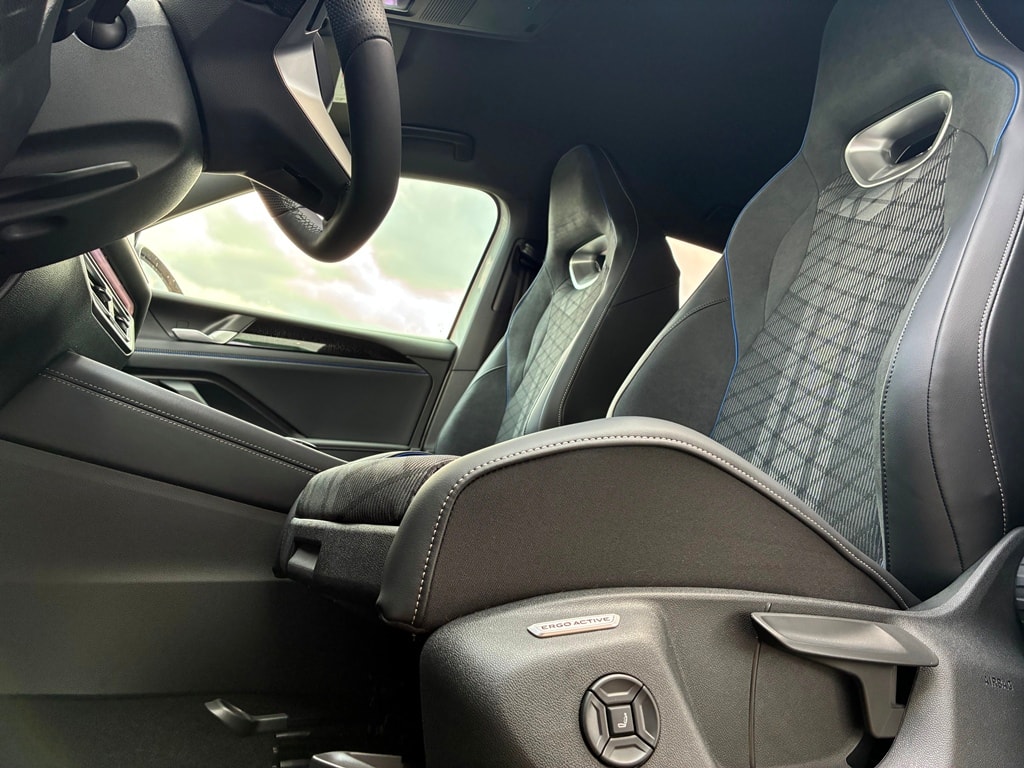 VW Tiguan 2.0 TSI DSG R-Line 4Motion-image-12