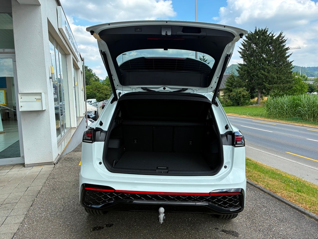 VW Tiguan 2.0 TSI DSG R-Line 4Motion-image-6