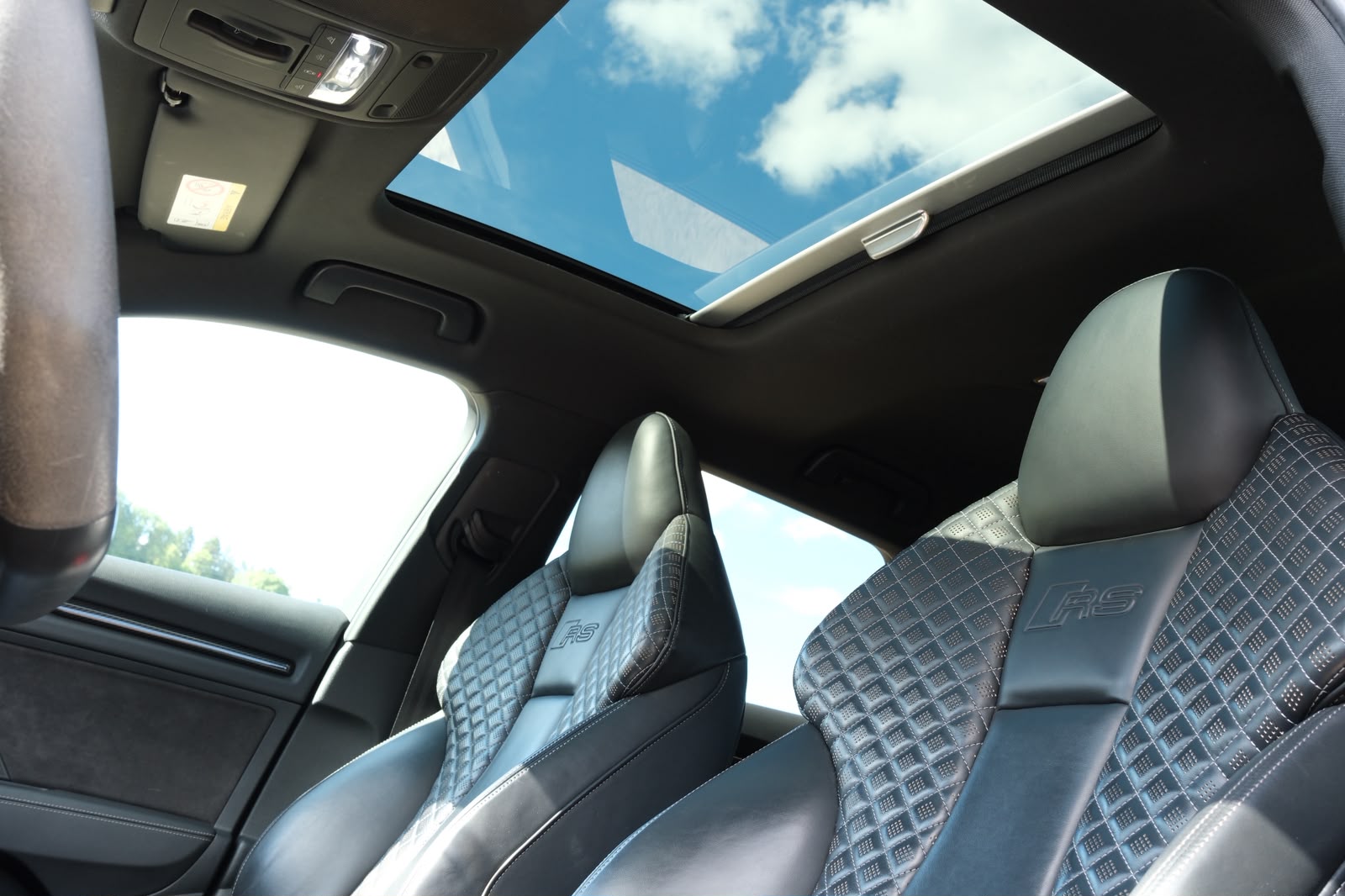 AUDI RS3 FACELIFT 2019 | 400cv | Echappement RS Sport | BAQUETS RS | B&O | MATRIX | 2X ROUES-image-4