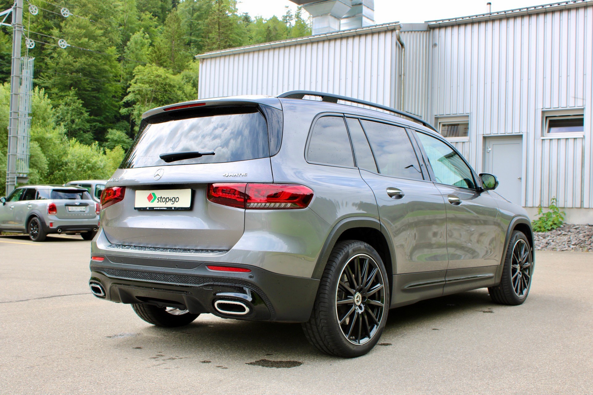 MERCEDES-BENZ GLB 250 4Matic AMG Line 8G-Tronic-image-5