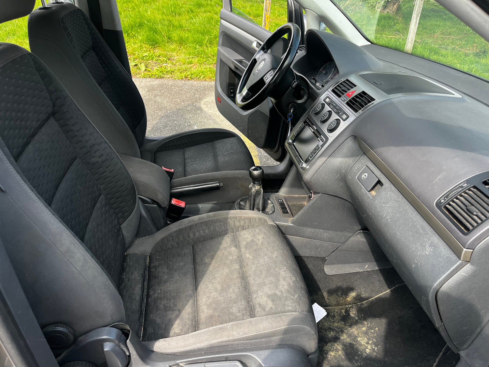 VW TOURAN 7 places-image-10