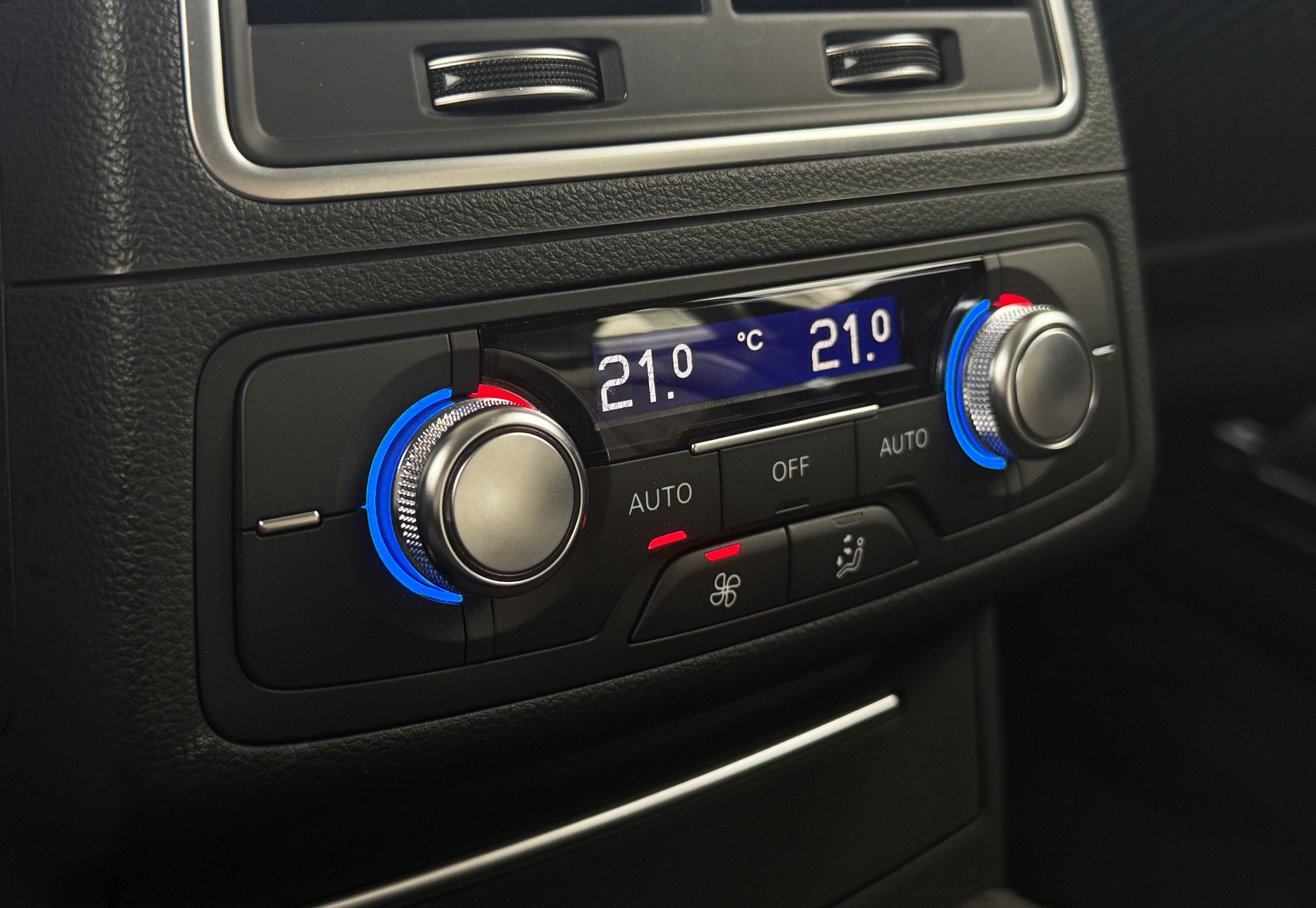 AUDI A6 Avant 3.0 TDI V6 quattro S-tronic-image-21