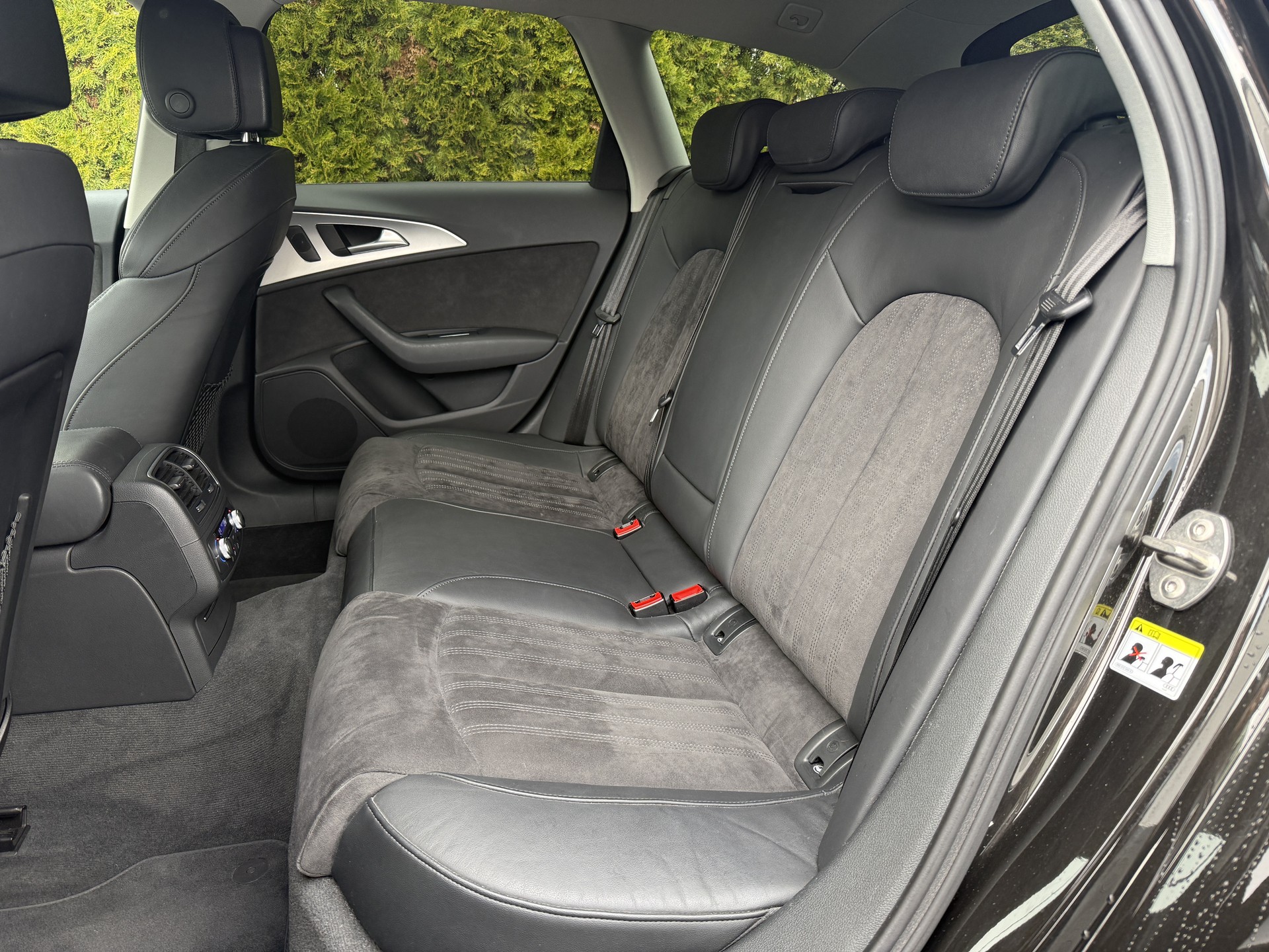 AUDI A6 Avant 3.0 TDI V6 quattro S-tronic-image-20