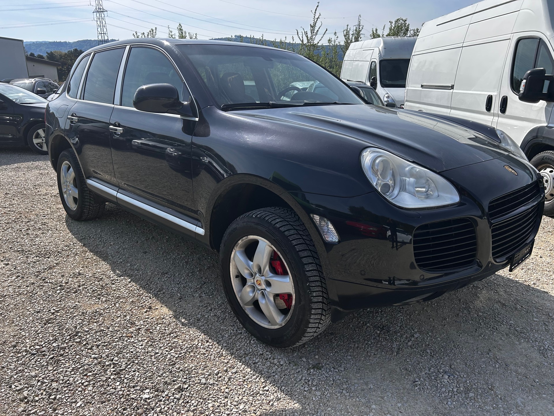 PORSCHE Cayenne Turbo-image-2