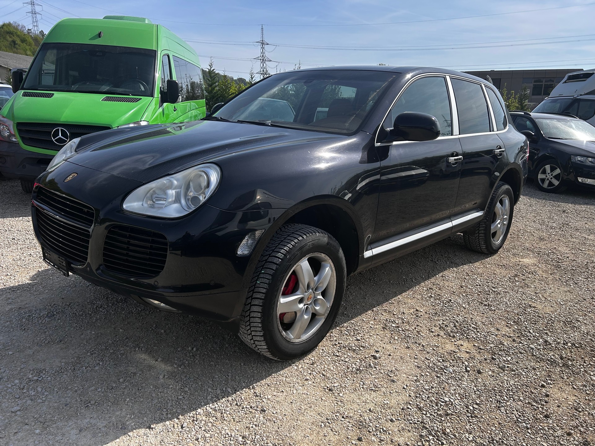 PORSCHE Cayenne Turbo-image-1