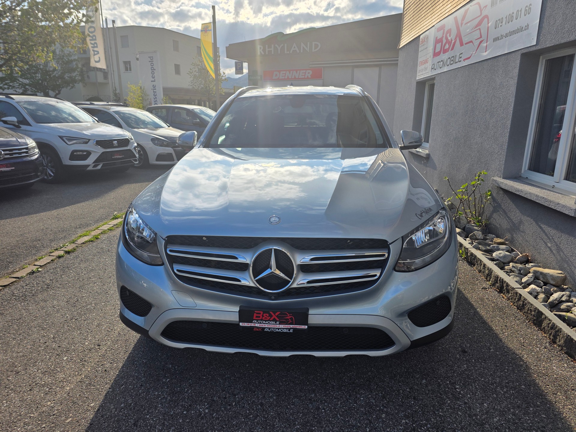 MERCEDES-BENZ GLC 220 d 4Matic 9G-Tronic-image-5