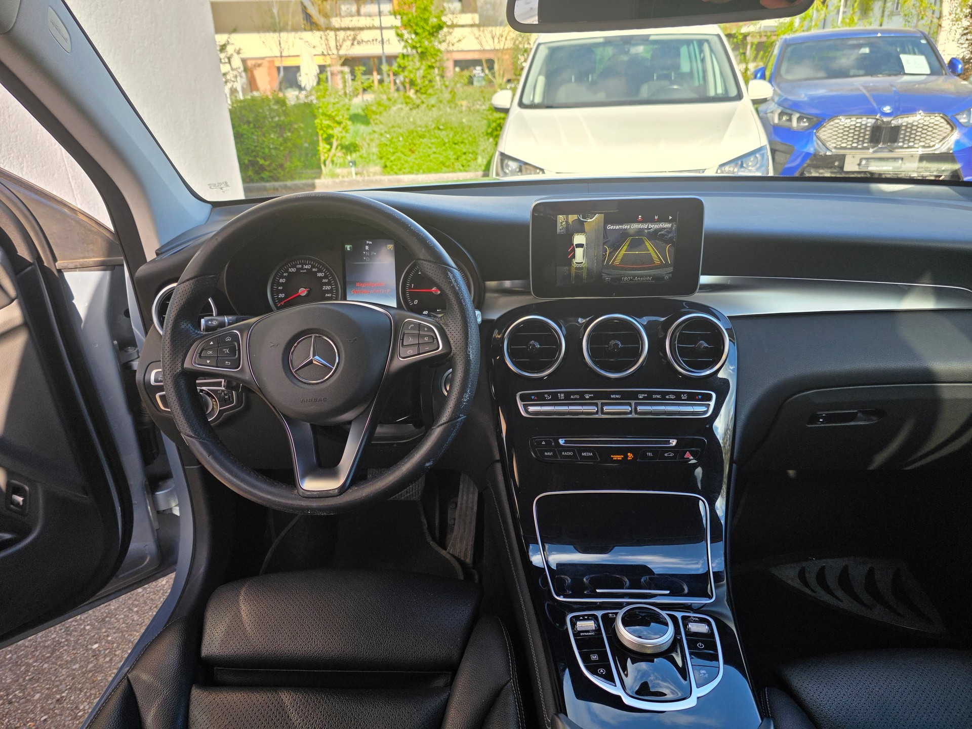 MERCEDES-BENZ GLC 220 d 4Matic 9G-Tronic-image-11