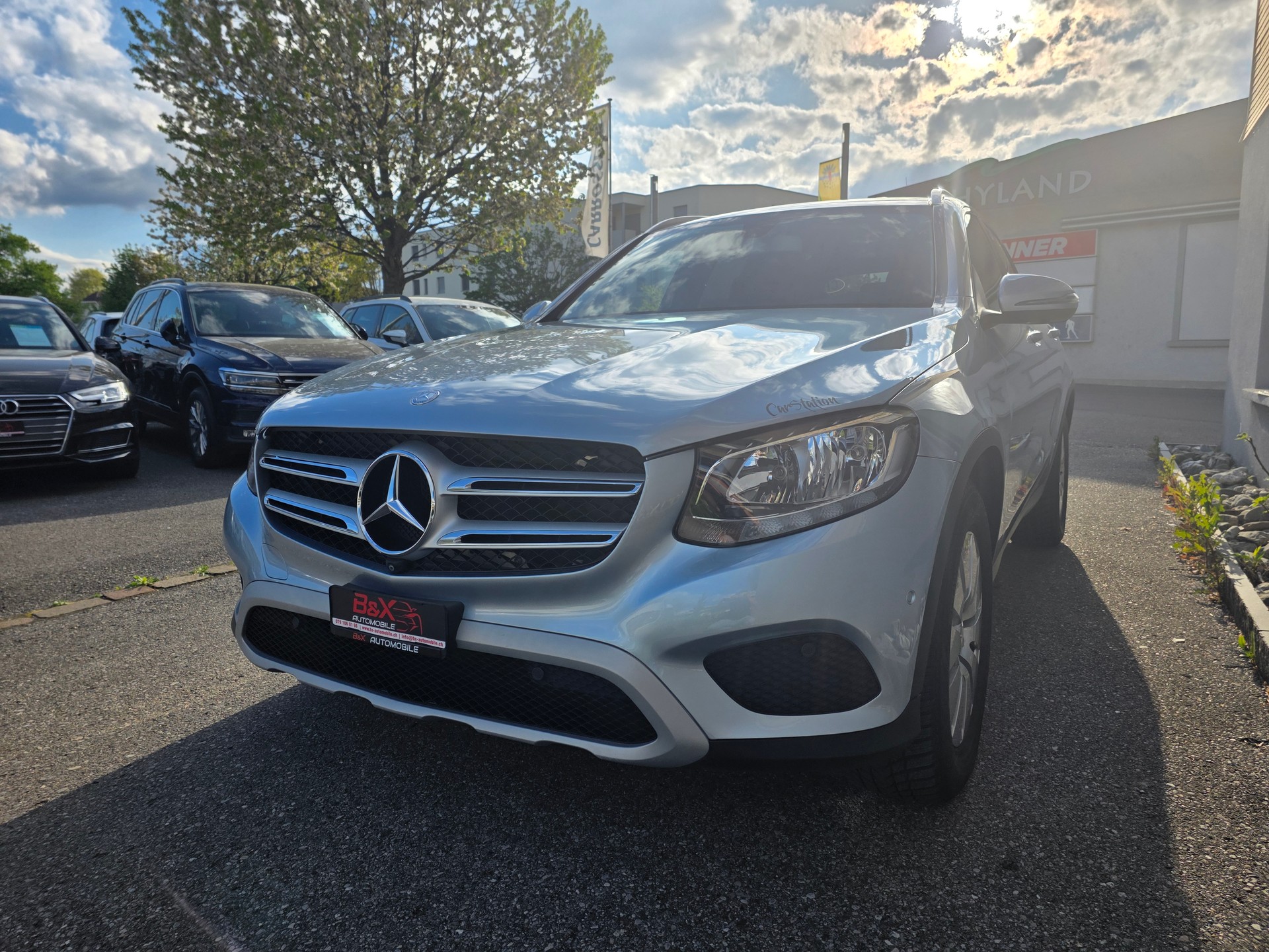 MERCEDES-BENZ GLC 220 d 4Matic 9G-Tronic-image-8