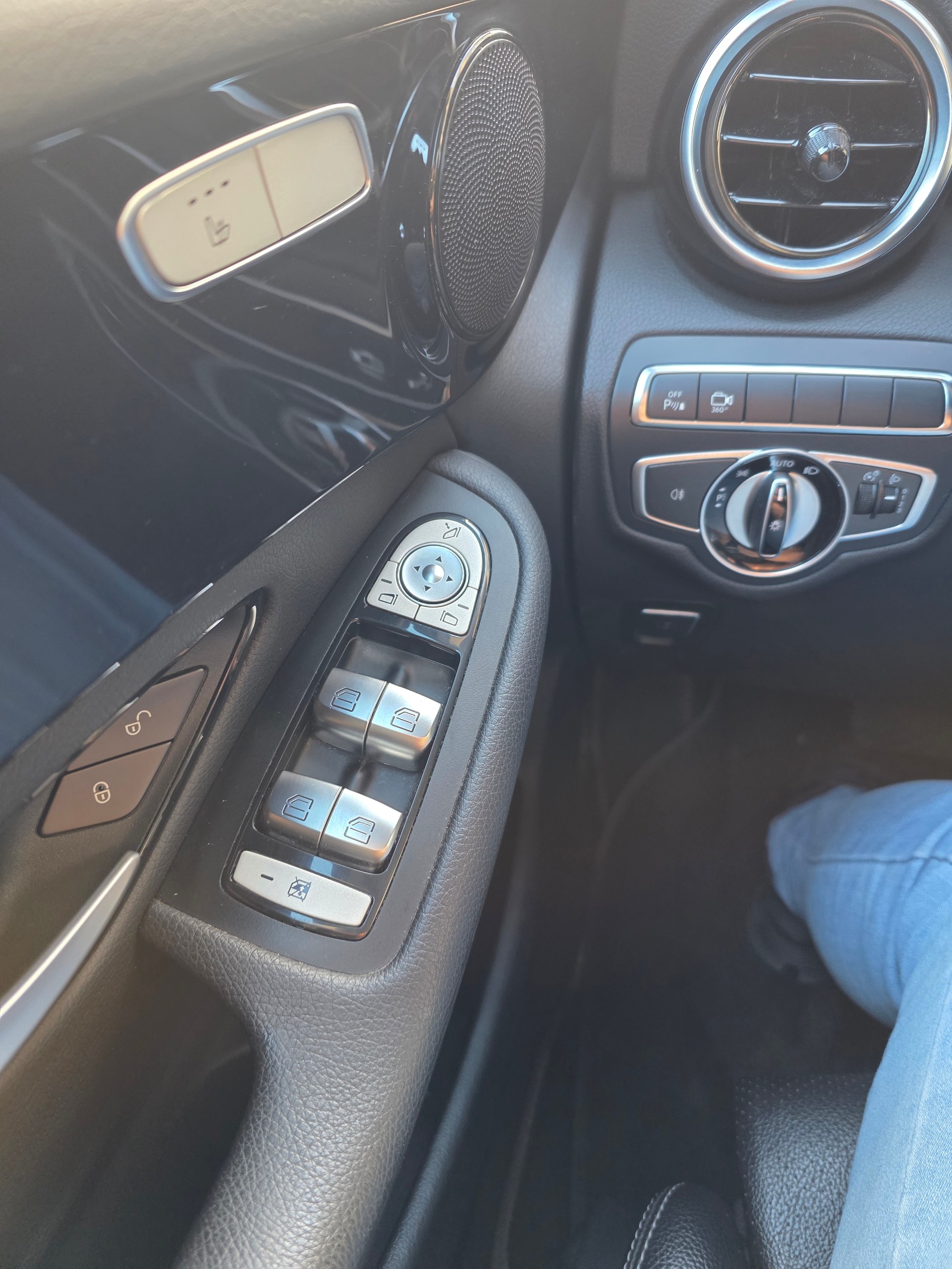 MERCEDES-BENZ GLC 220 d 4Matic 9G-Tronic-image-14