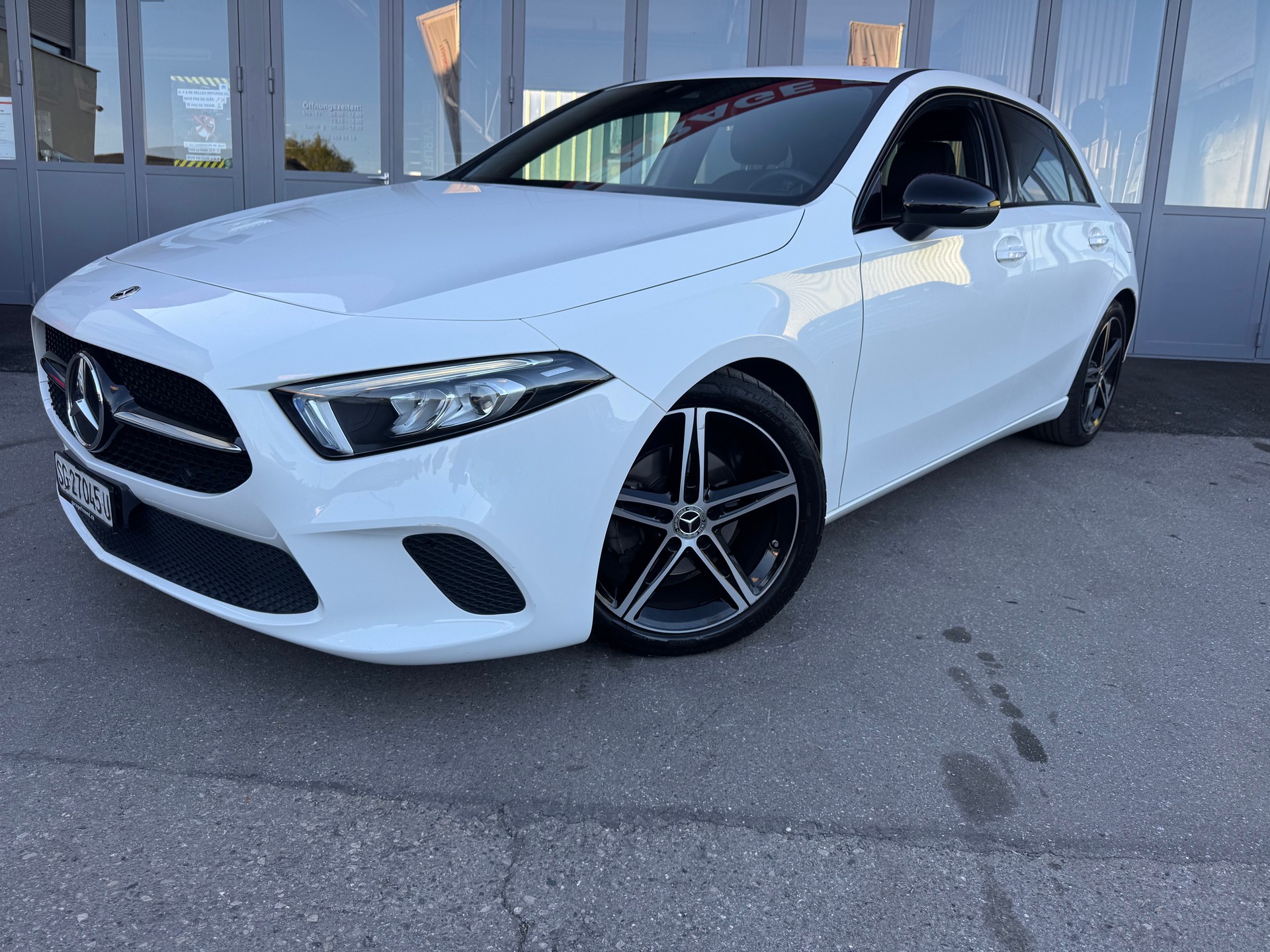 MERCEDES-BENZ A 180 Night Star 7G-DCT-image-0