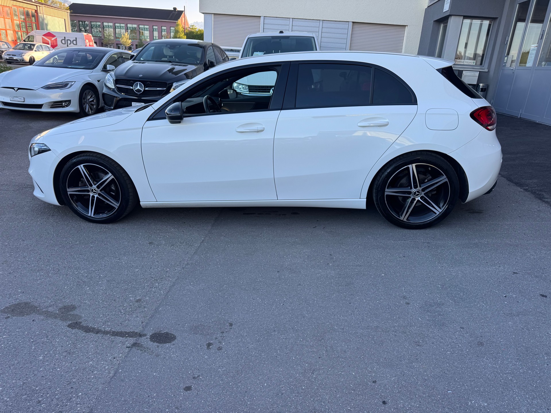 MERCEDES-BENZ A 180 Night Star 7G-DCT-image-6