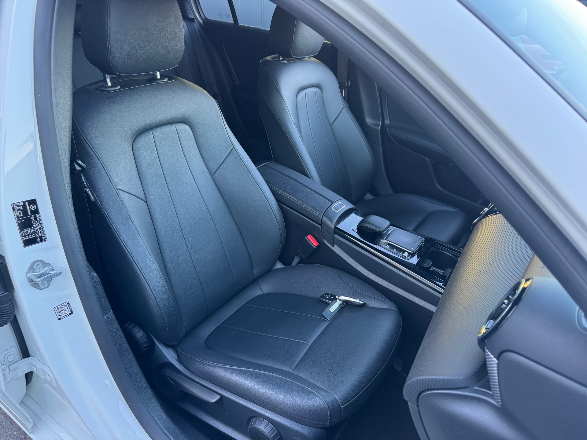 MERCEDES-BENZ A 180 Night Star 7G-DCT-image-15