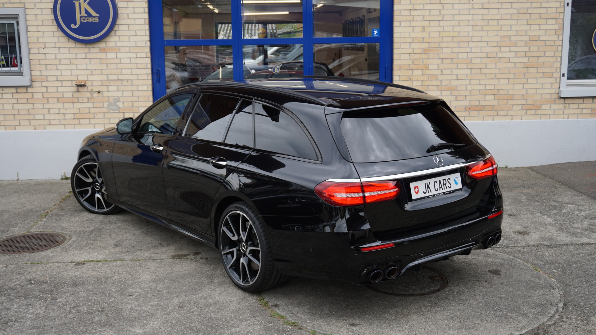 MERCEDES-BENZ E 53 AMG 4Matic 9G-Tronic-image-8