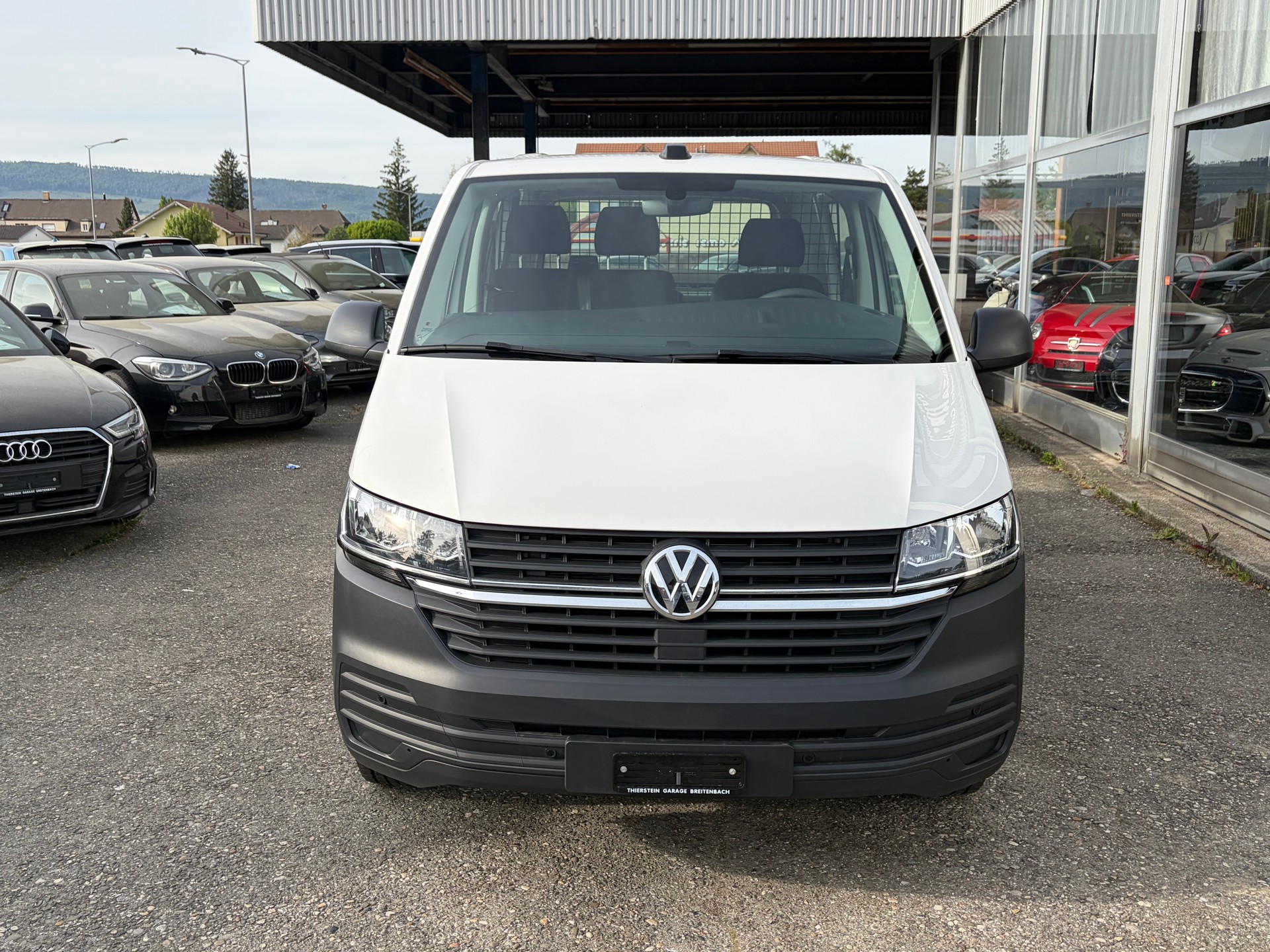 VW T6.1 2.0 TDI Entry-showroom-element-1