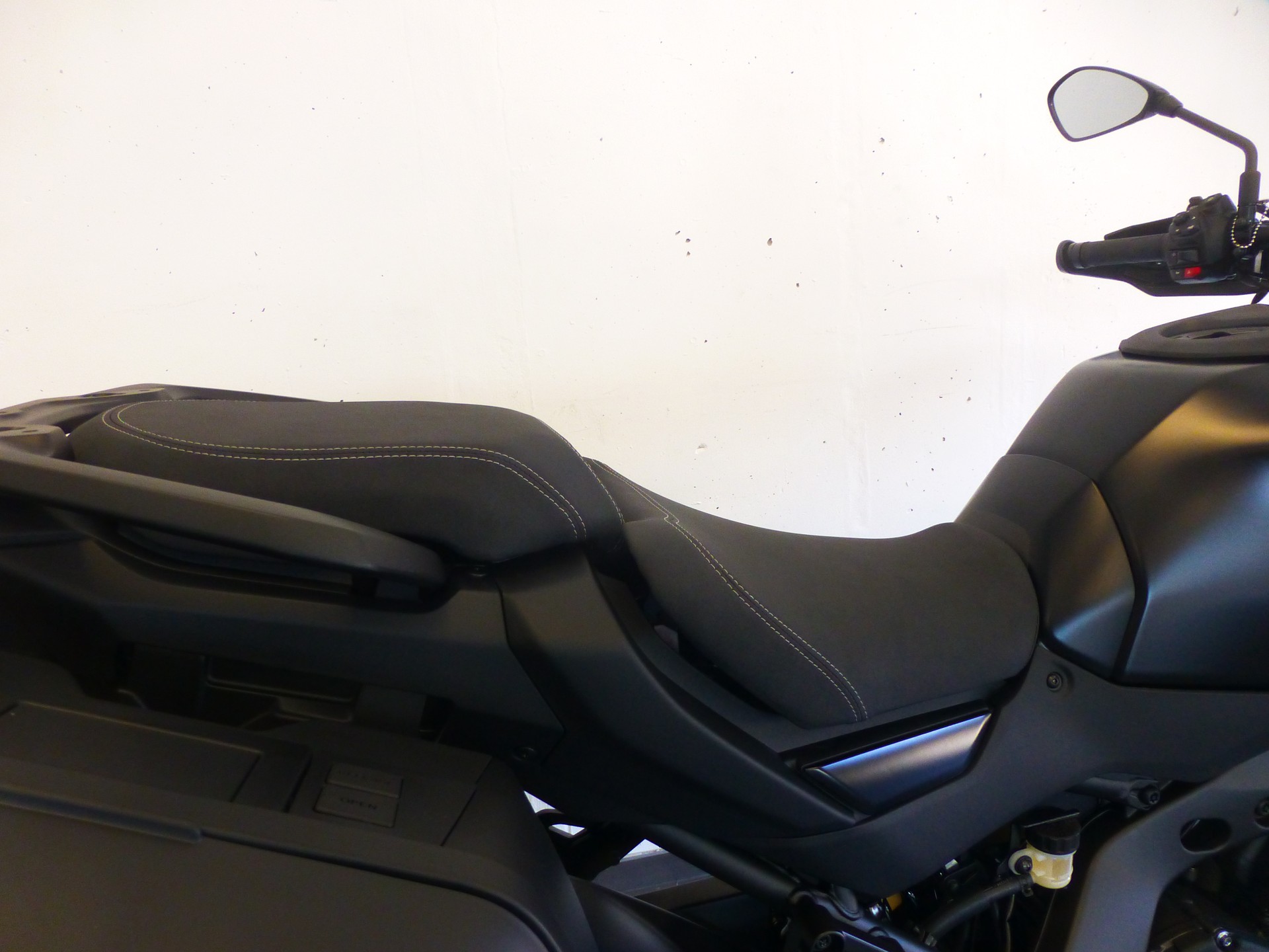 YAMAHA Tracer 9 GT-showroom-element-1