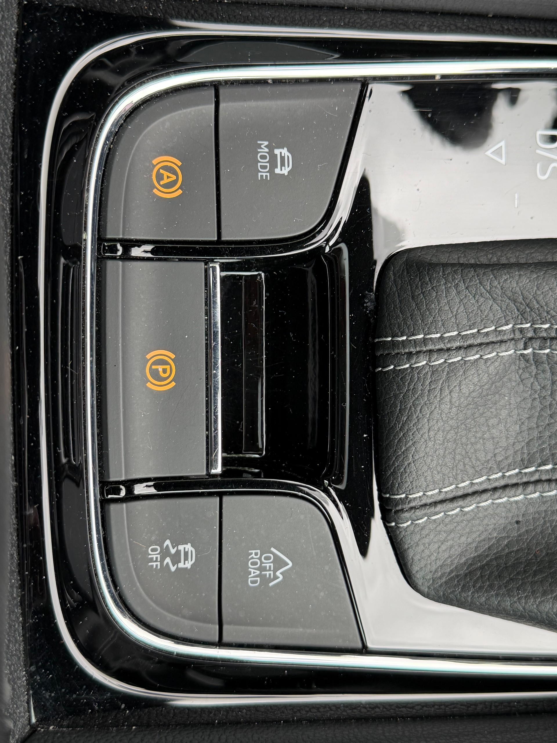 SKODA Karoq 2.0 TSI SportLine 4x4 DSG-image-20