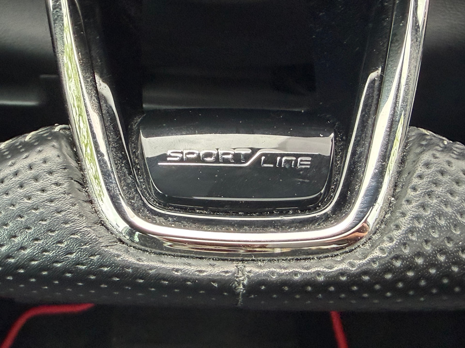 SKODA Karoq 2.0 TSI SportLine 4x4 DSG-image-13