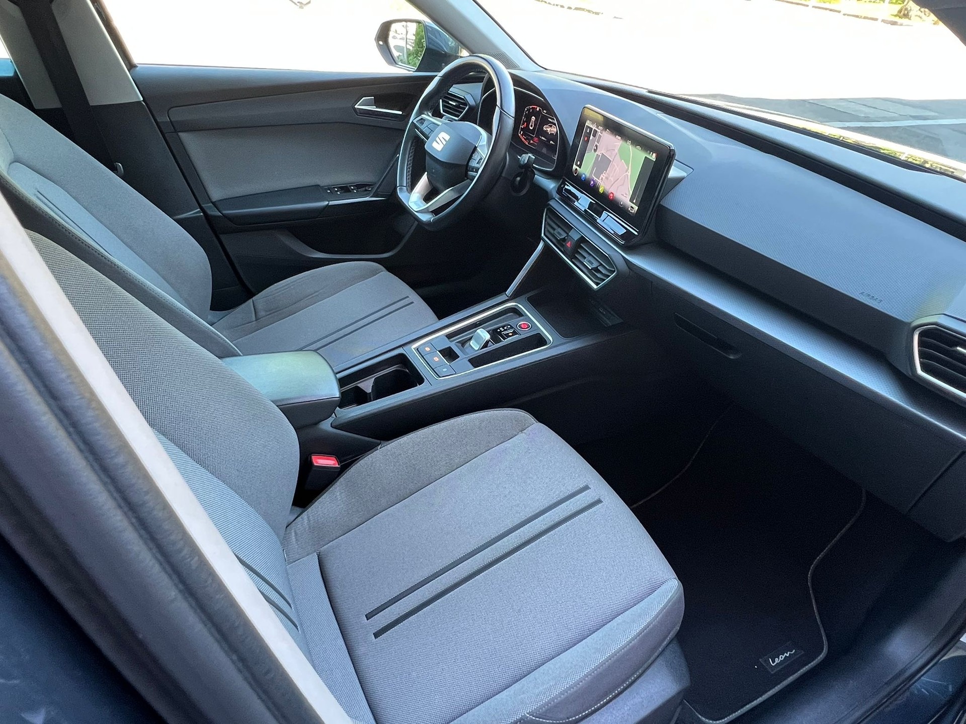 SEAT Leon ST 2.0 TDI EVO DSG 4Drive Style-image-12