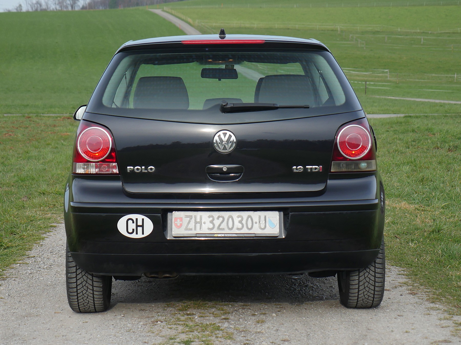 VW Polo 1.9 TDI Sportline-image-3