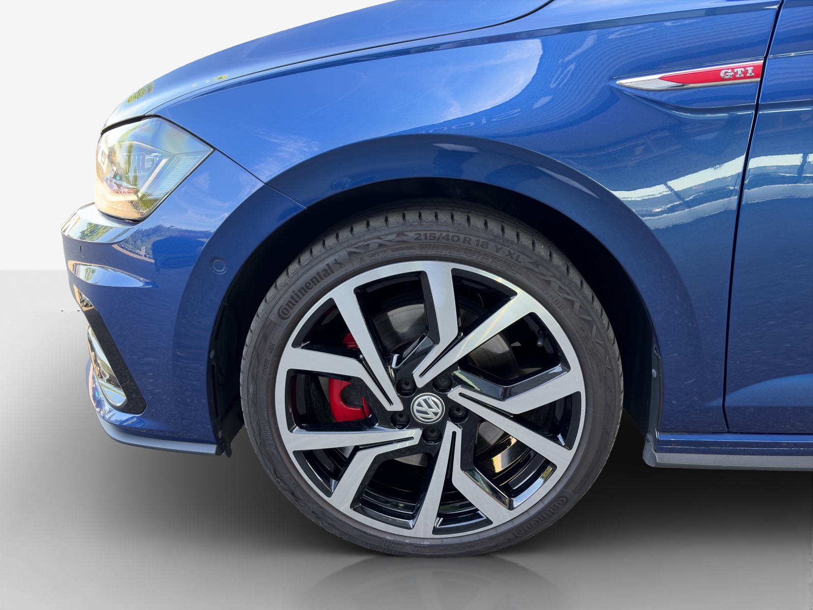 VW Polo 2.0 TSI GTI DSG-image-13