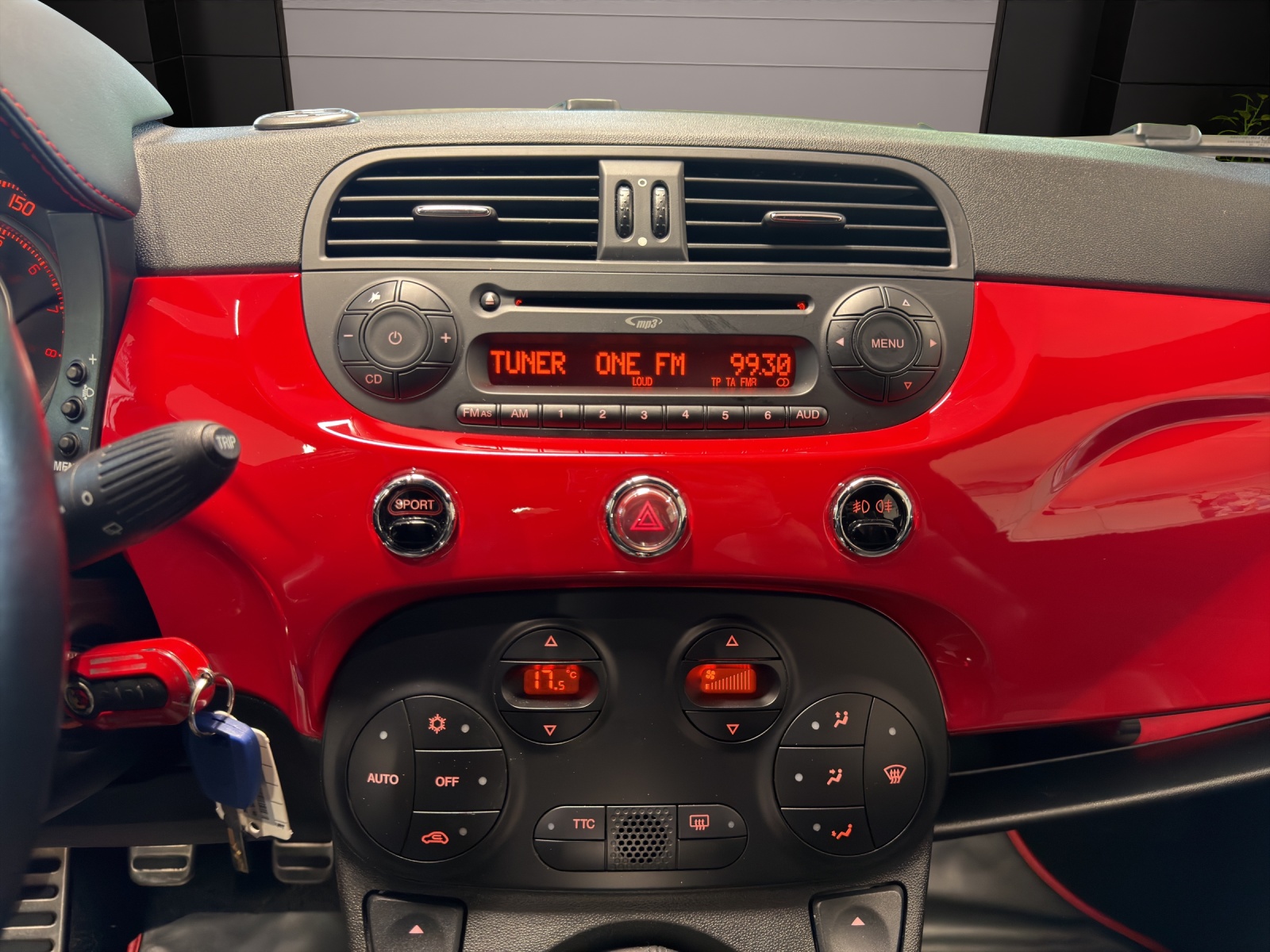 Image FIAT 500-ABARTH FIAT 500 Abarth (Ferrari Dealers)