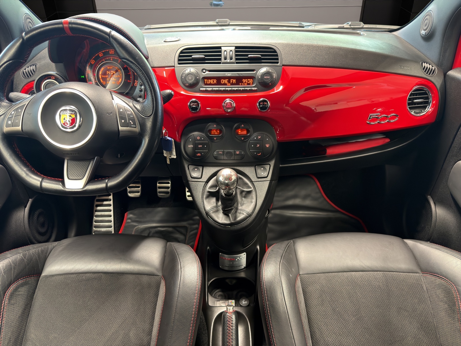 Image FIAT 500-ABARTH FIAT 500 Abarth (Ferrari Dealers)