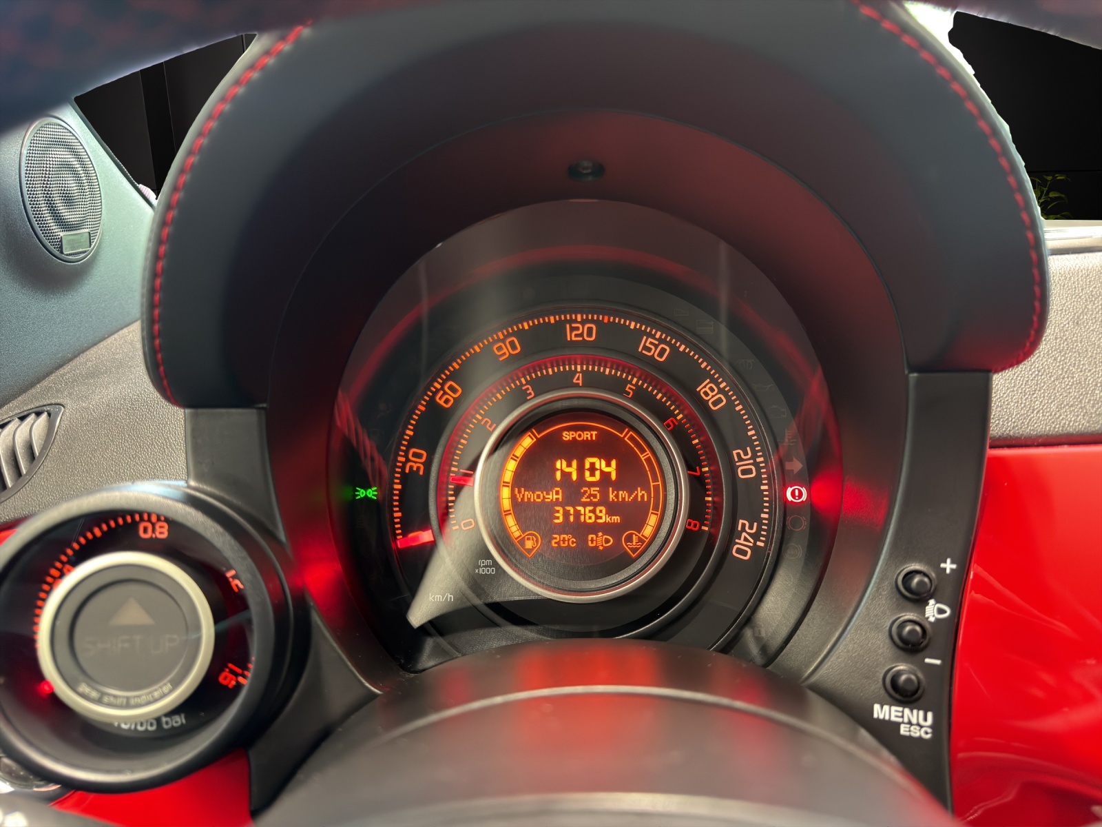 Image FIAT 500-ABARTH FIAT 500 Abarth (Ferrari Dealers)