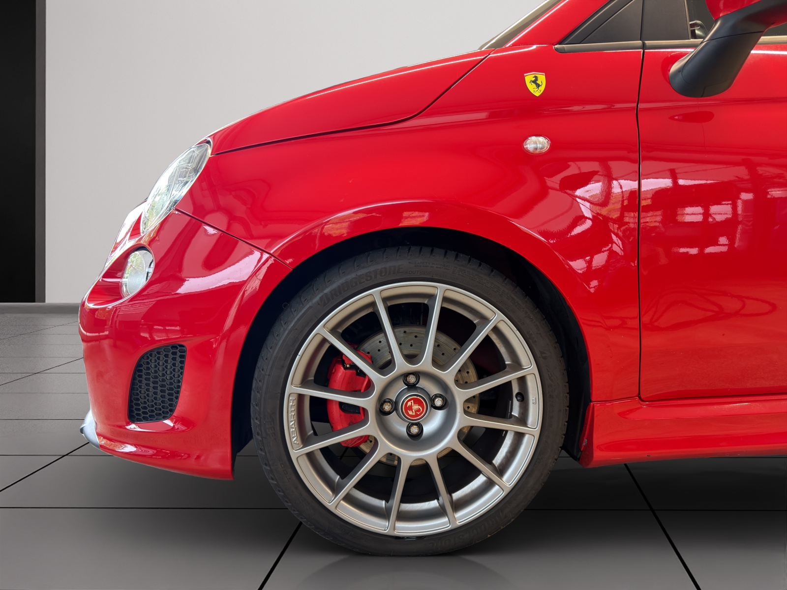 Image FIAT 500-ABARTH FIAT 500 Abarth (Ferrari Dealers)
