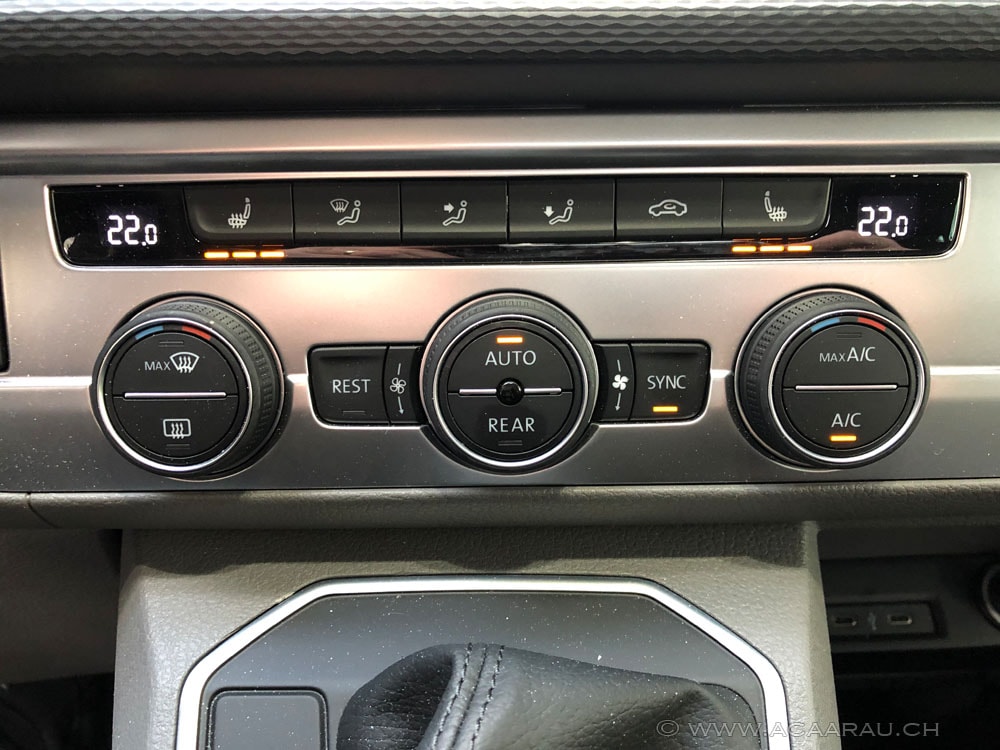 VW T6.1 2.0 TDI DSG Comfortline Liberty RS / Video : https://youtu.be/xHaPpkCw_I4 / Bilder : https://youtu.be/JiMw-z_QCXQ-image-16