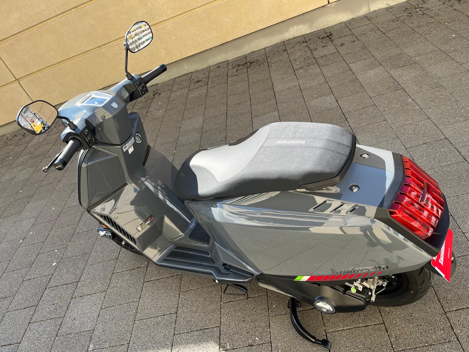 LAMBRETTA X 125-image-3