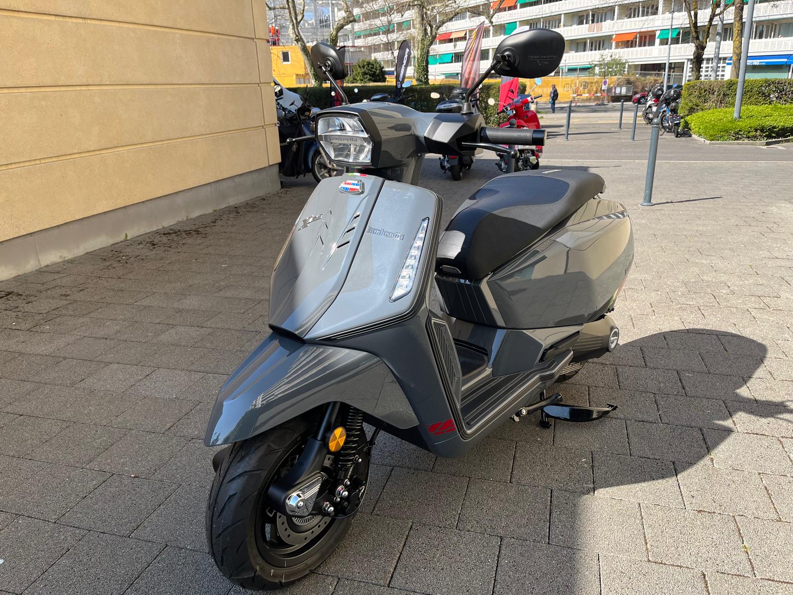 LAMBRETTA X 125