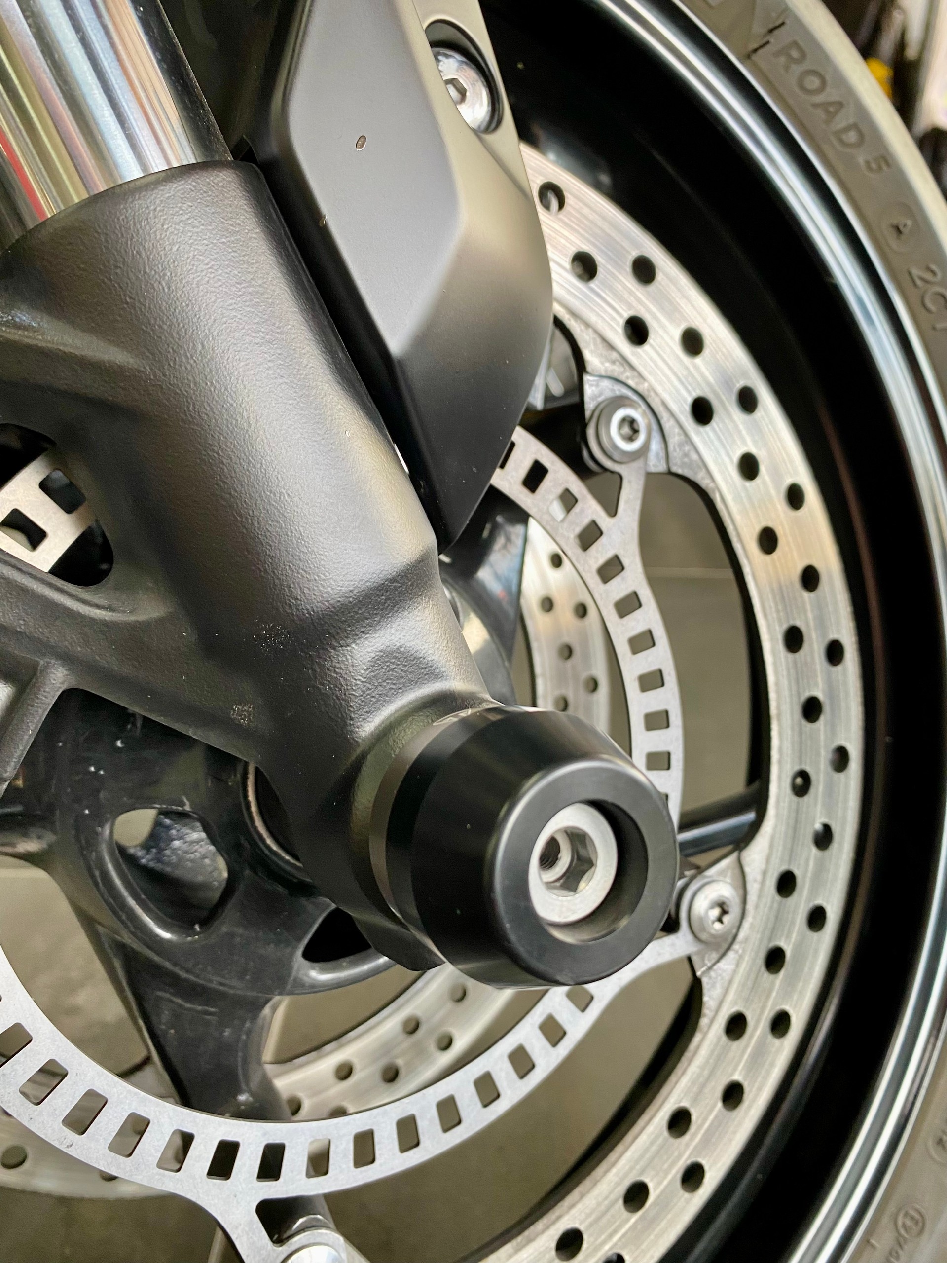 TRIUMPH Trident 660-image-5