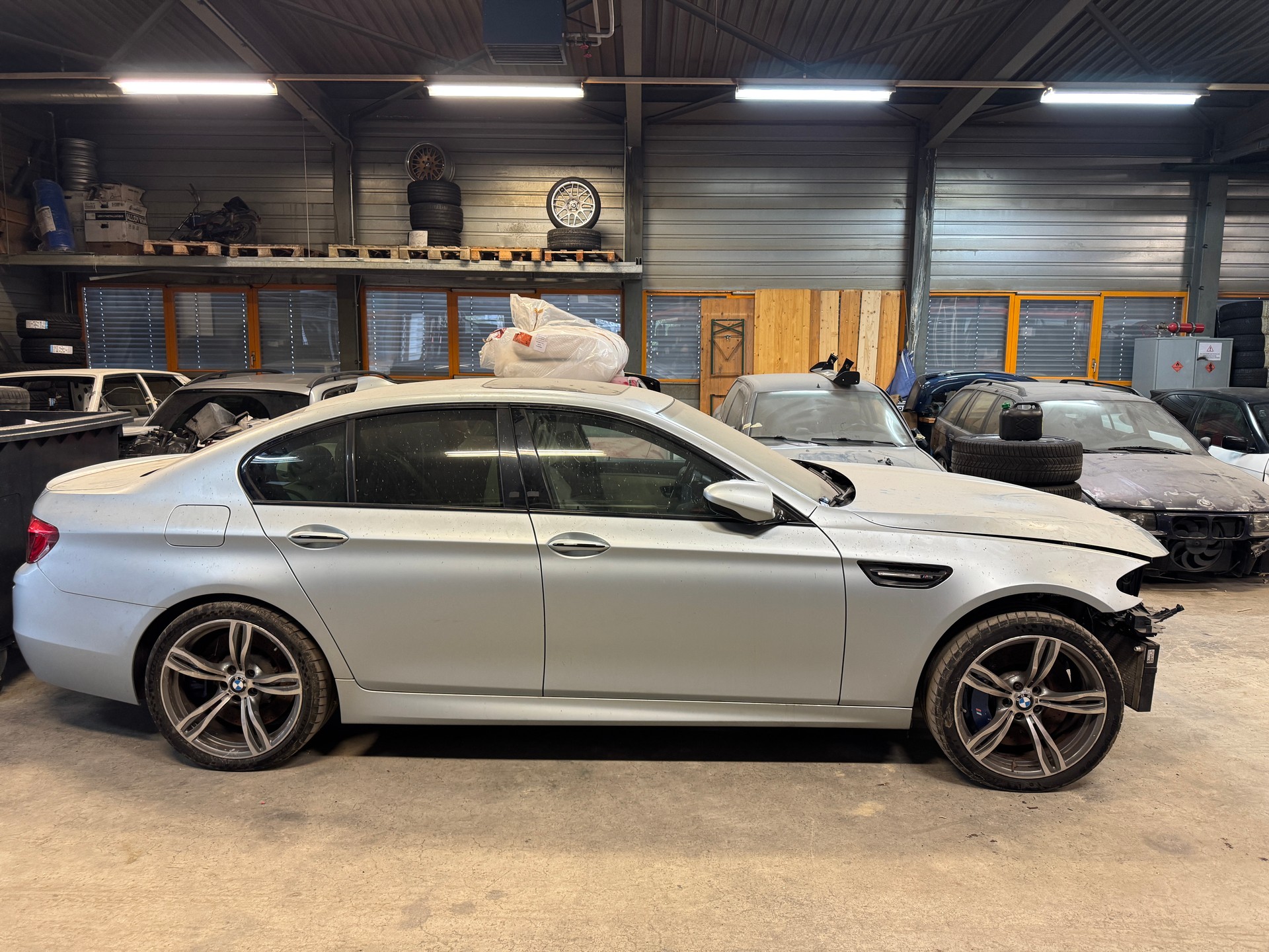 BMW COMPETITION LIMITEE-image-7
