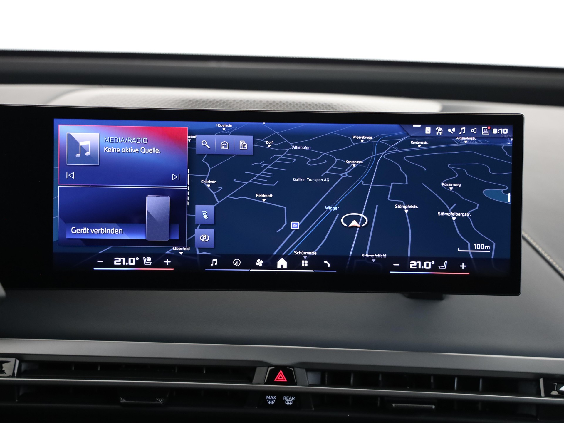 BMW iX M70-image-20