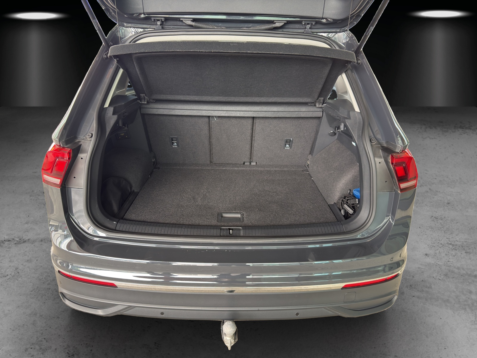 VW Tiguan 2.0TSI Life 4Motion DSG-image-6