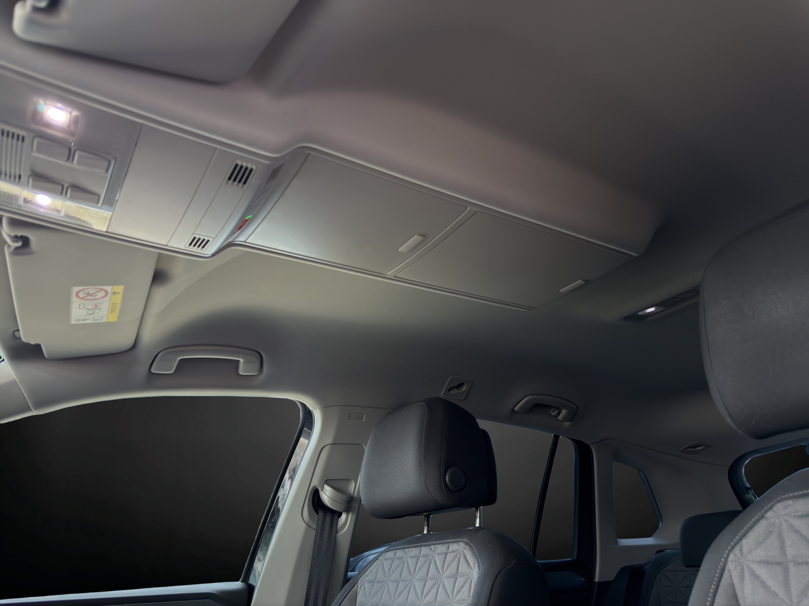 VW Tiguan 2.0TSI Life 4Motion DSG-image-15