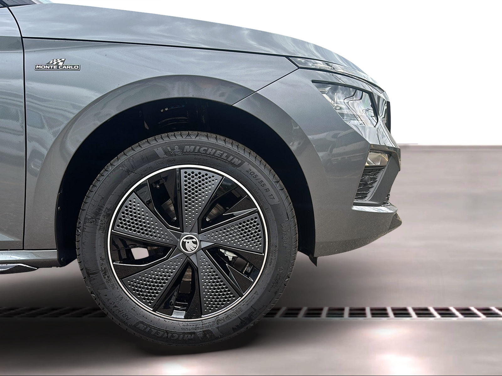 SKODA Kamiq 1.5 TSI Monte Carlo DSG-image-7