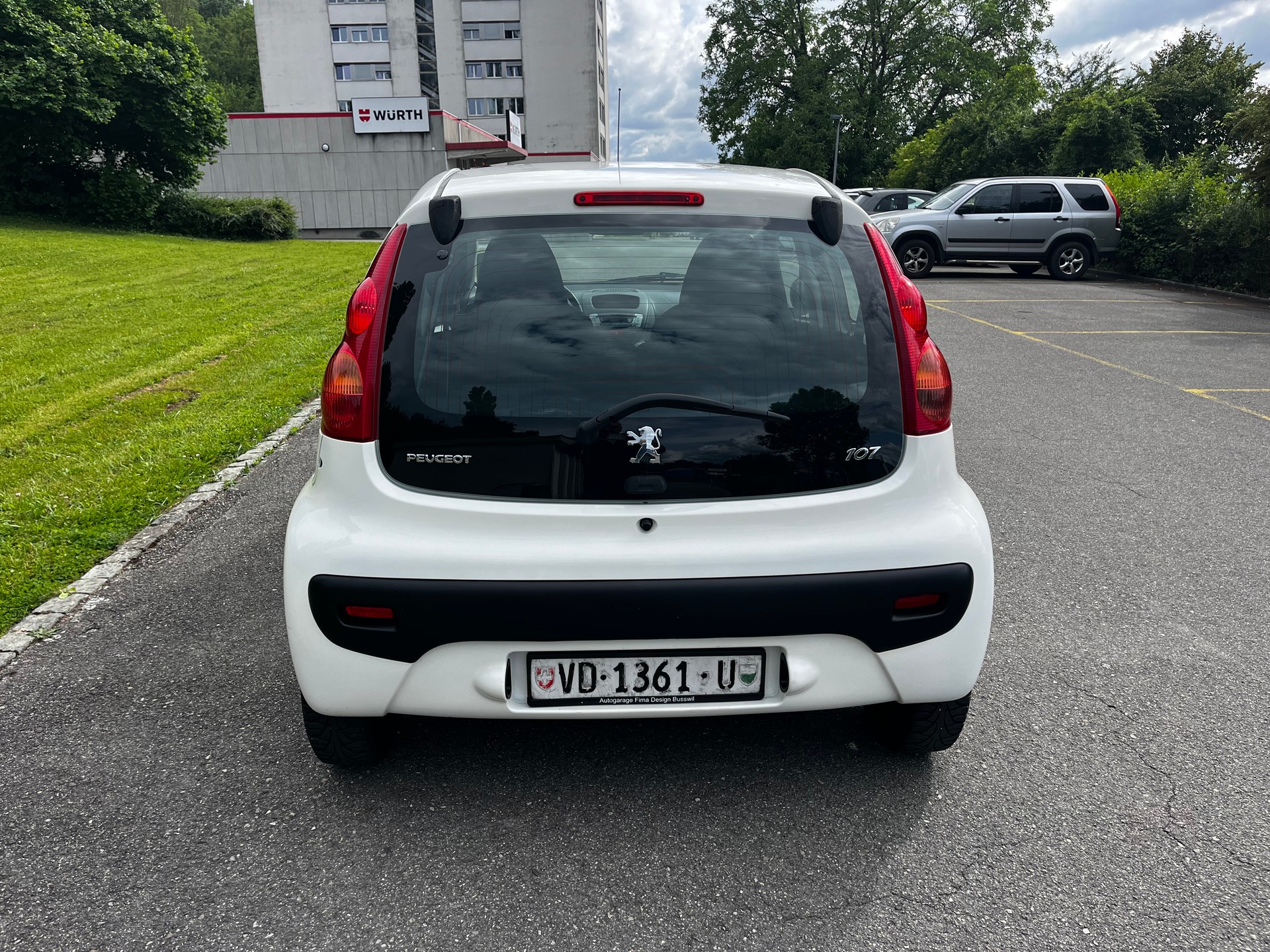 PEUGEOT 107 1.0 Trendy BMP5-image-3